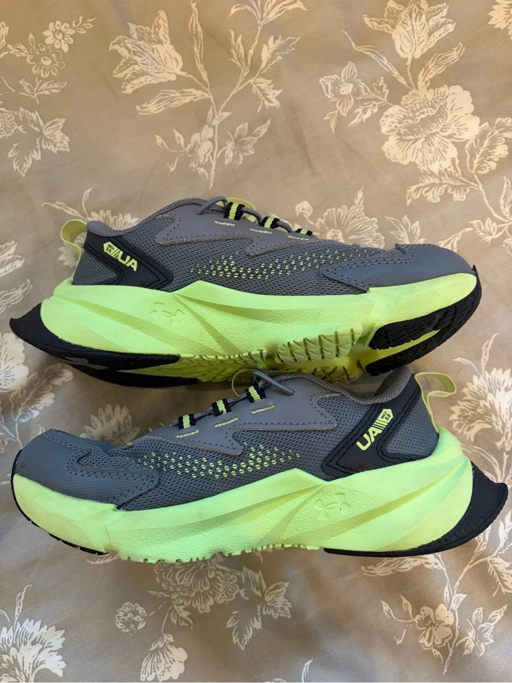 Boys Grey & Neon Green Running Sneakers